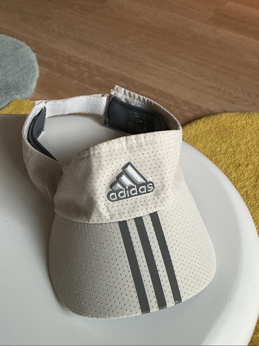 adidas Cream Visor with Gray 3-Stripes climacool unisex
